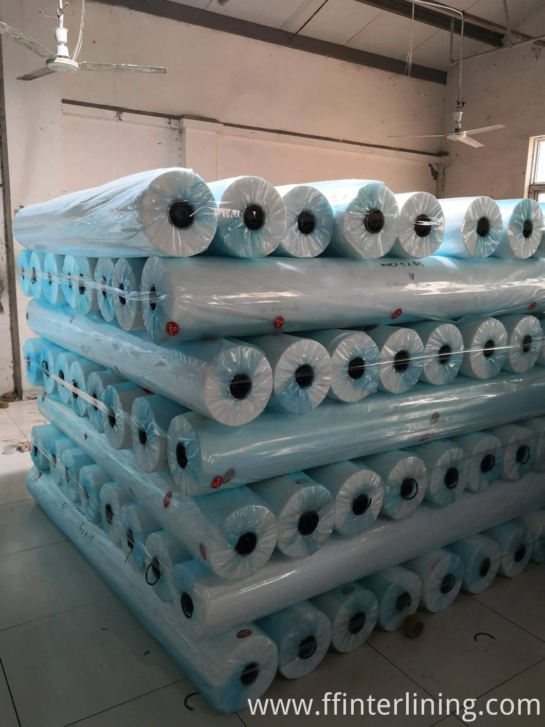 Hot Sale 100% Polypropylene Face Msak Material Nonwoven Fabric Suppliers